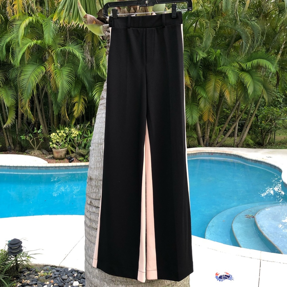 NWT Jogger Style Pants